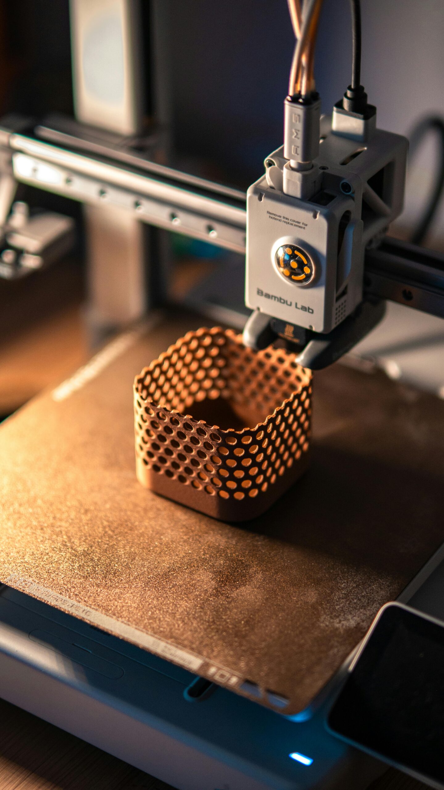 3D-Drucker in der Printed4U-Manufaktur in Wittislingen bei der Arbeit